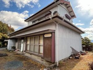 トタン外壁の劣化サイン、放置は危険！補修費用・時期・業者選びまで徹底ガイド