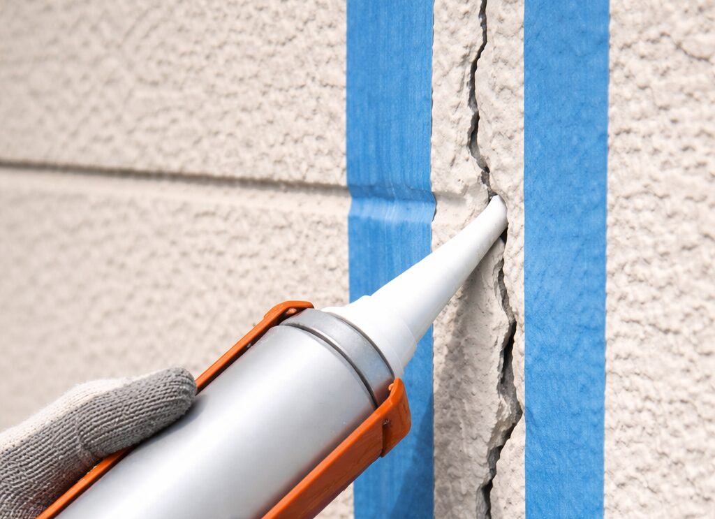 外壁補修をしているイメージ