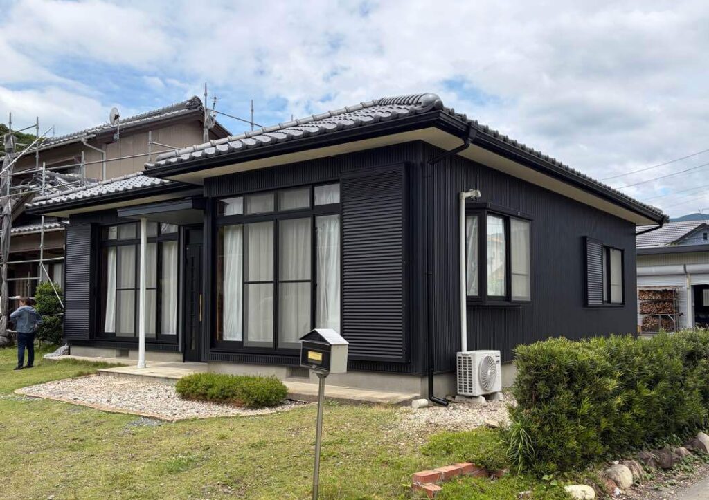 新城市｜外壁をカバー工法でリフォーム