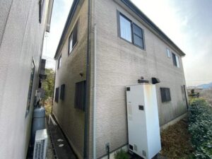 外壁が浮いたり反ったりしてきた！その原因は？【外壁リフォームのプロが解説】