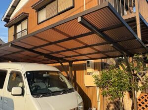 【夏前に要チェック】カーポート屋根の台風対策と、修理・交換を判断するサイン