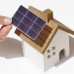 太陽光発電の雨漏りリスクは？屋根の寿命を延ばす3つの対策